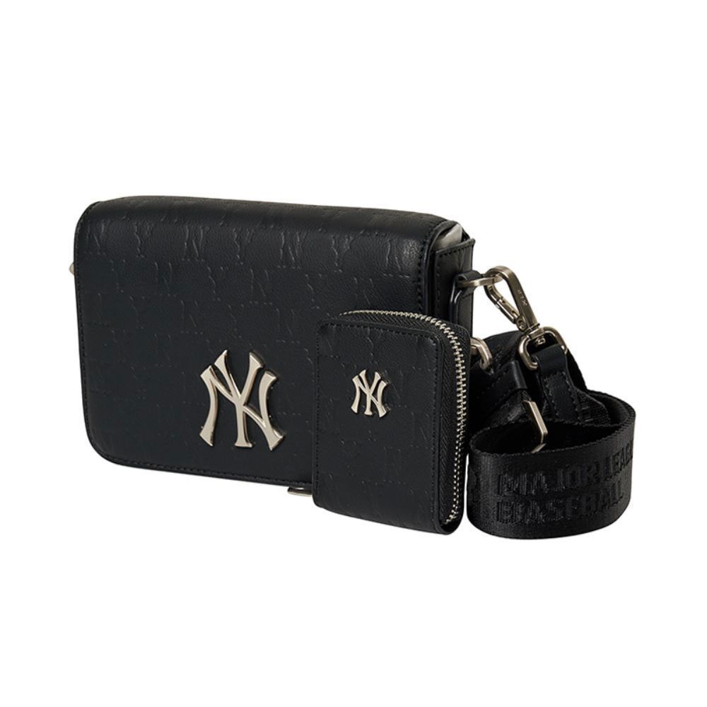 MLB กระเป๋าสะพาย MONOGRAM 3ABQS022N 50B...