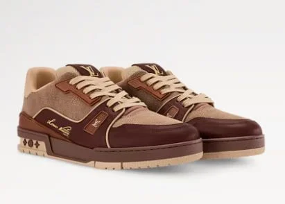 รองเท้าผ้าใบรุ่น LV Trainer